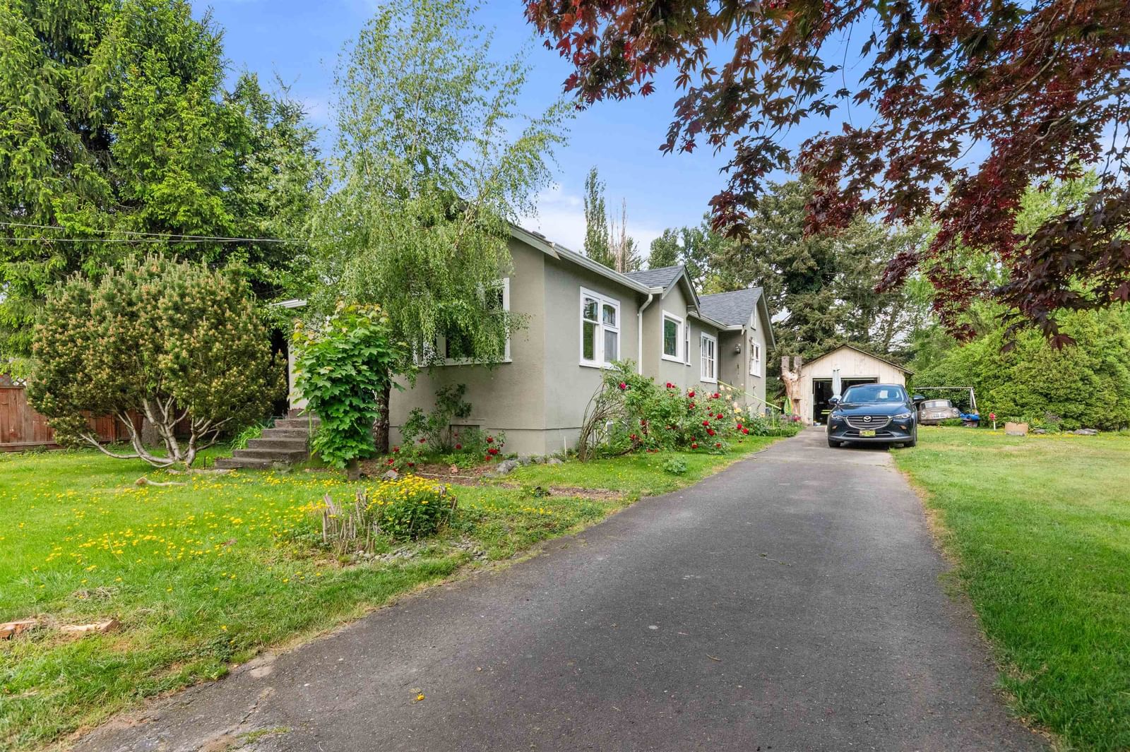 Listing Image 3