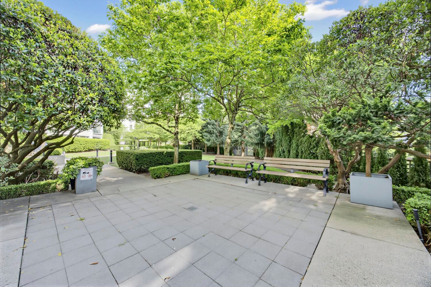 Listing Image 29