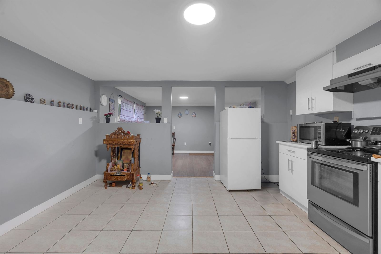 Listing Image 19