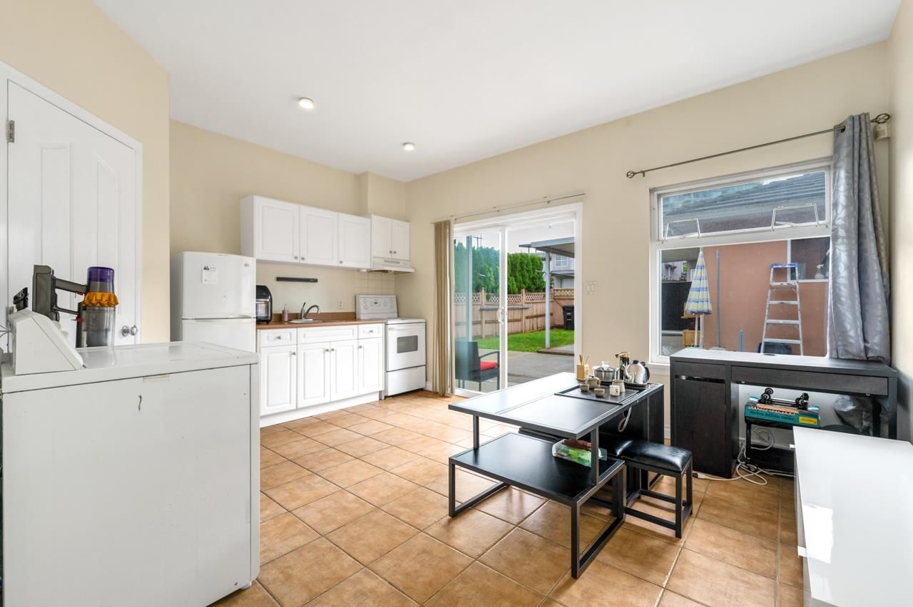 Listing Image 13