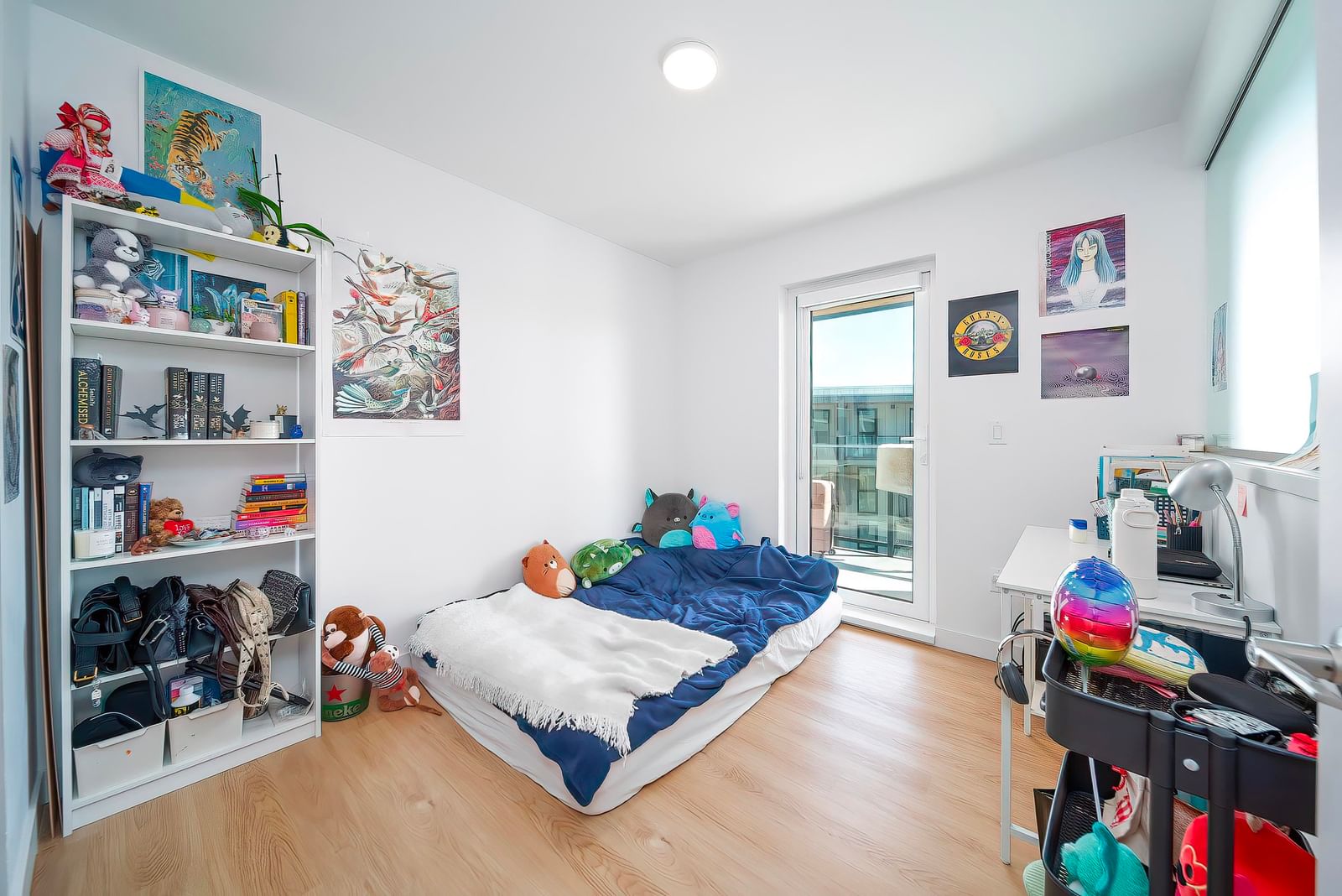 Listing Image 18