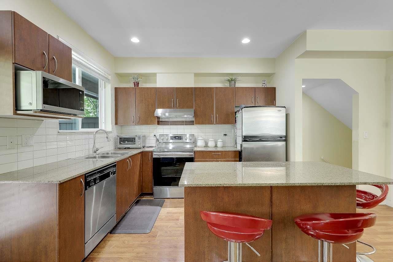 Listing Image 14