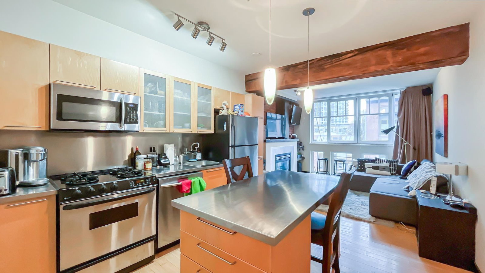 Listing Image 14