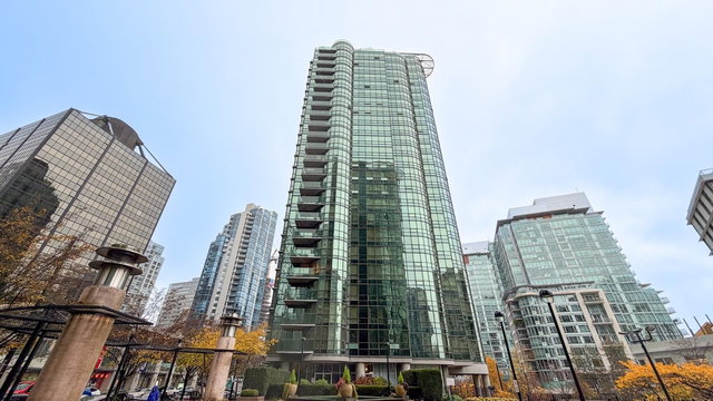 506 - 588 Broughton Street