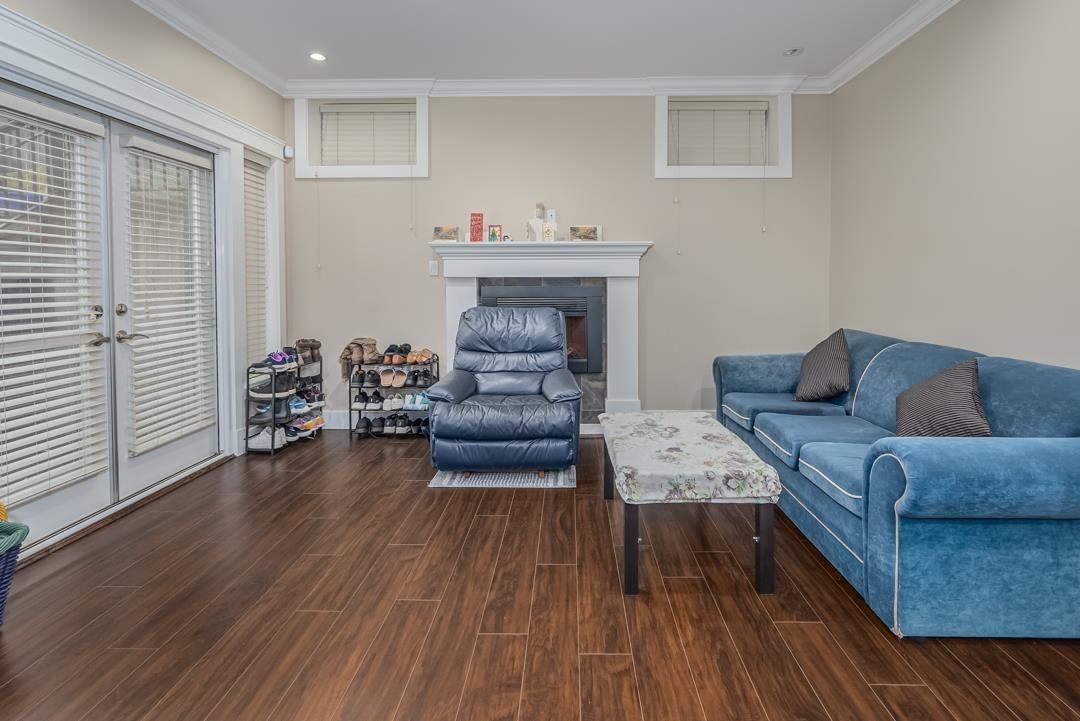Listing Image 16