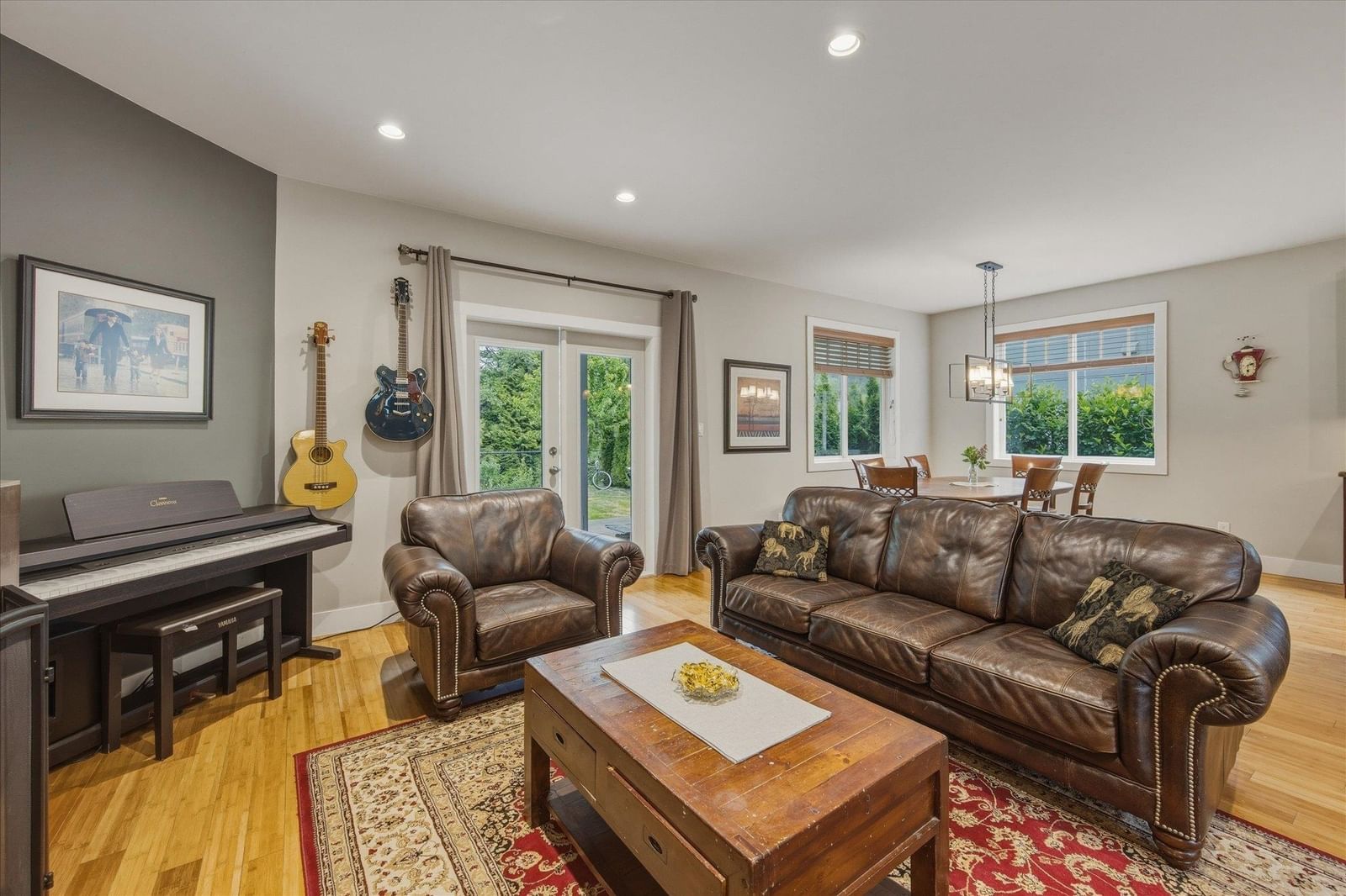 Listing Image 13