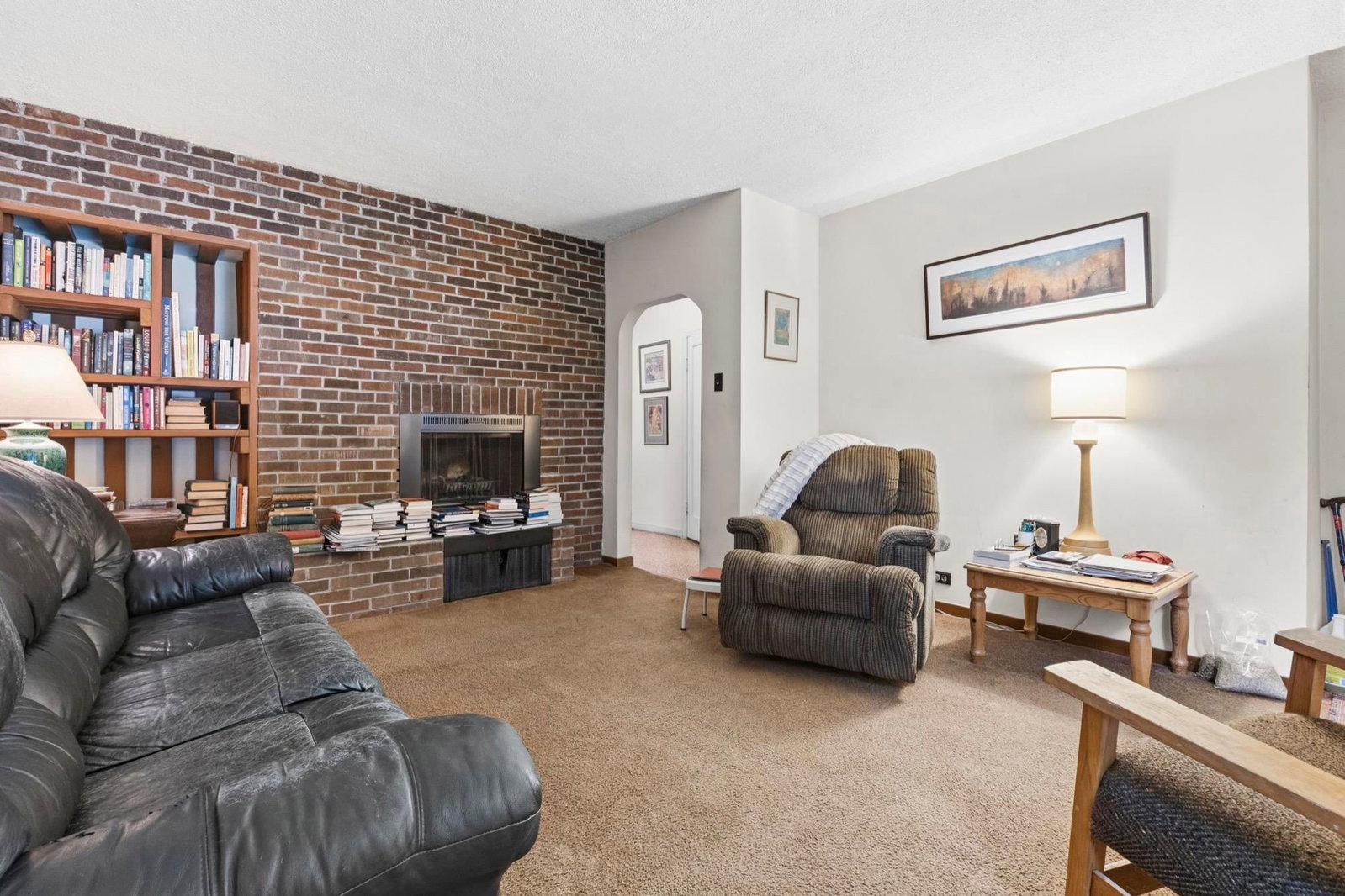 Listing Image 12