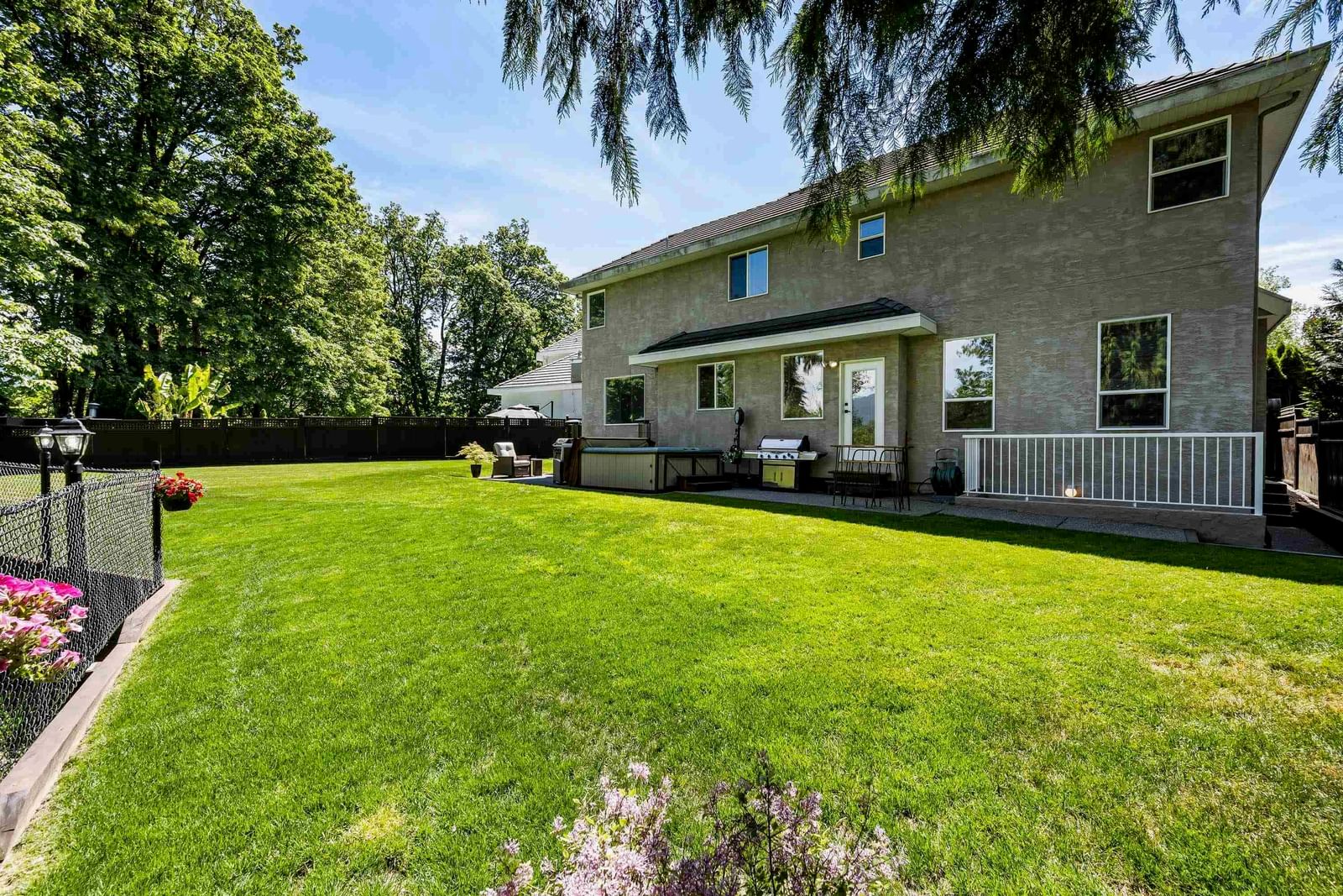 Listing Image 32