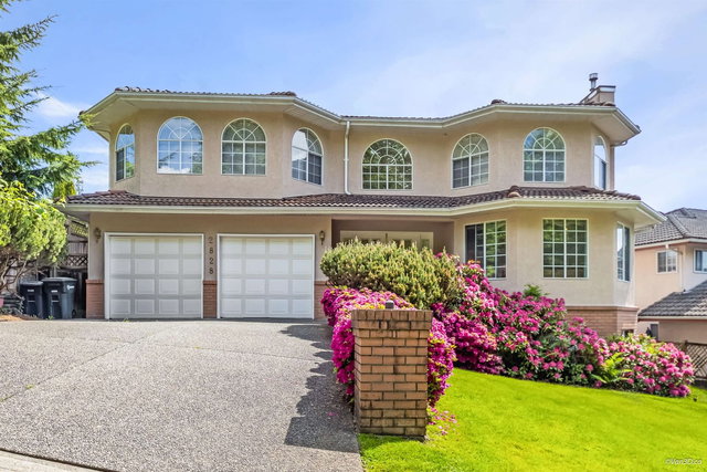 2828 Camrose Drive