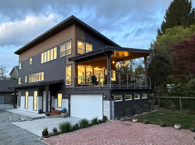 24025 Fern Crescent