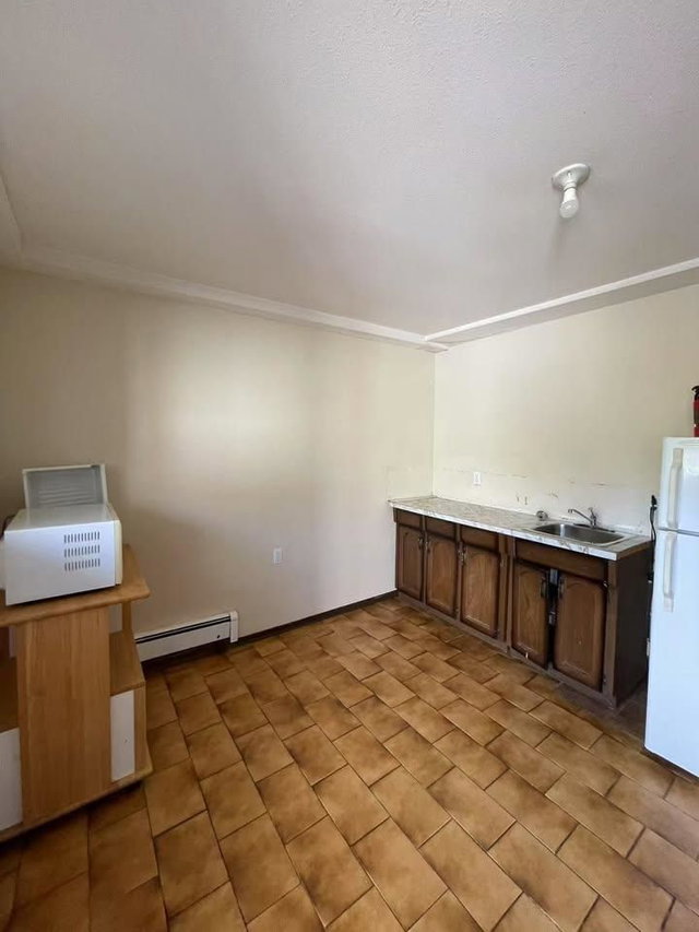 1130 Marsden Court