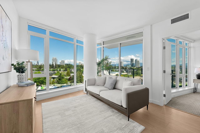 602 - 7683 Park Crescent