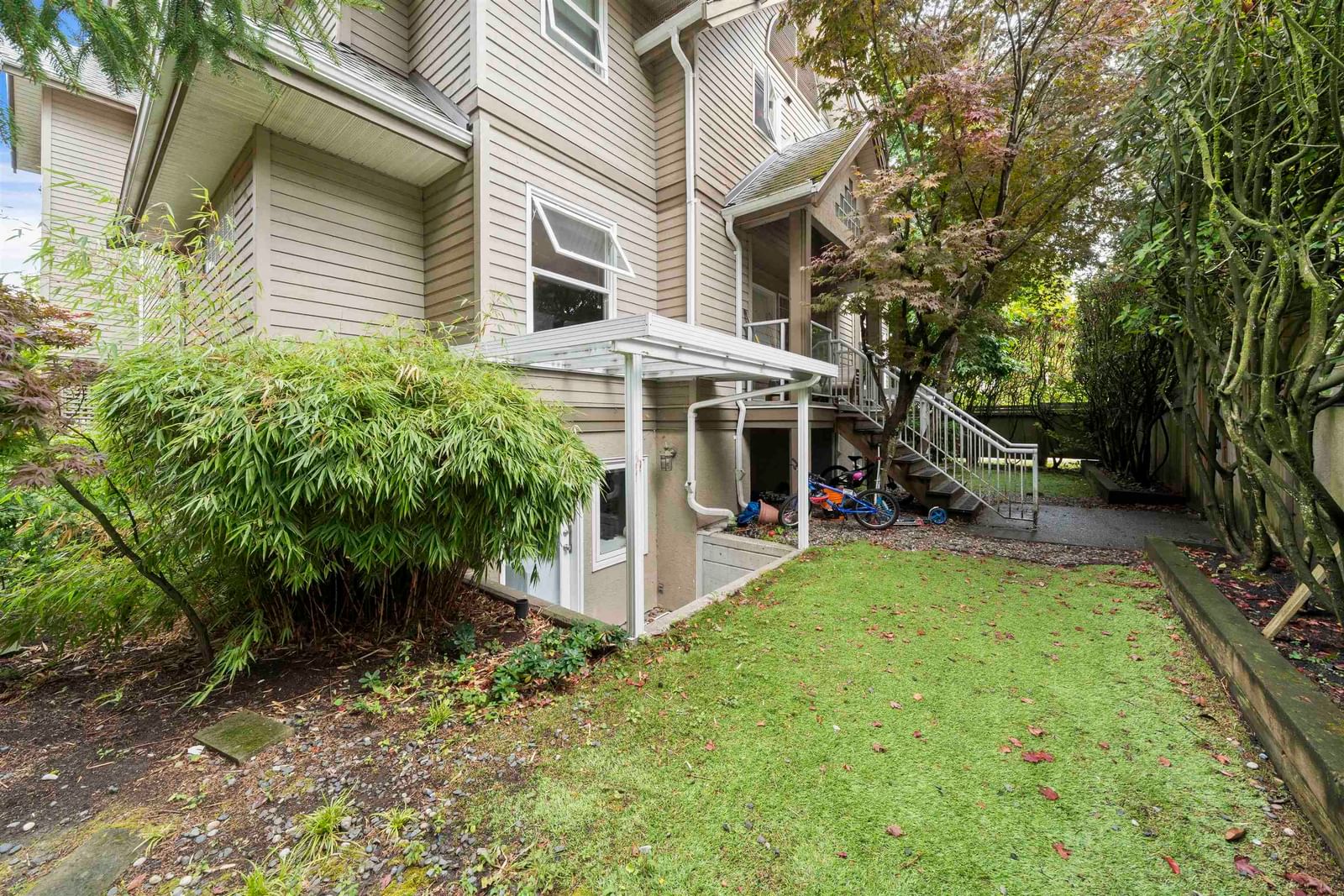 Listing Image 18