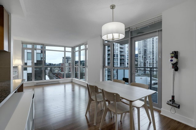 1002 - 3008 Glen Drive