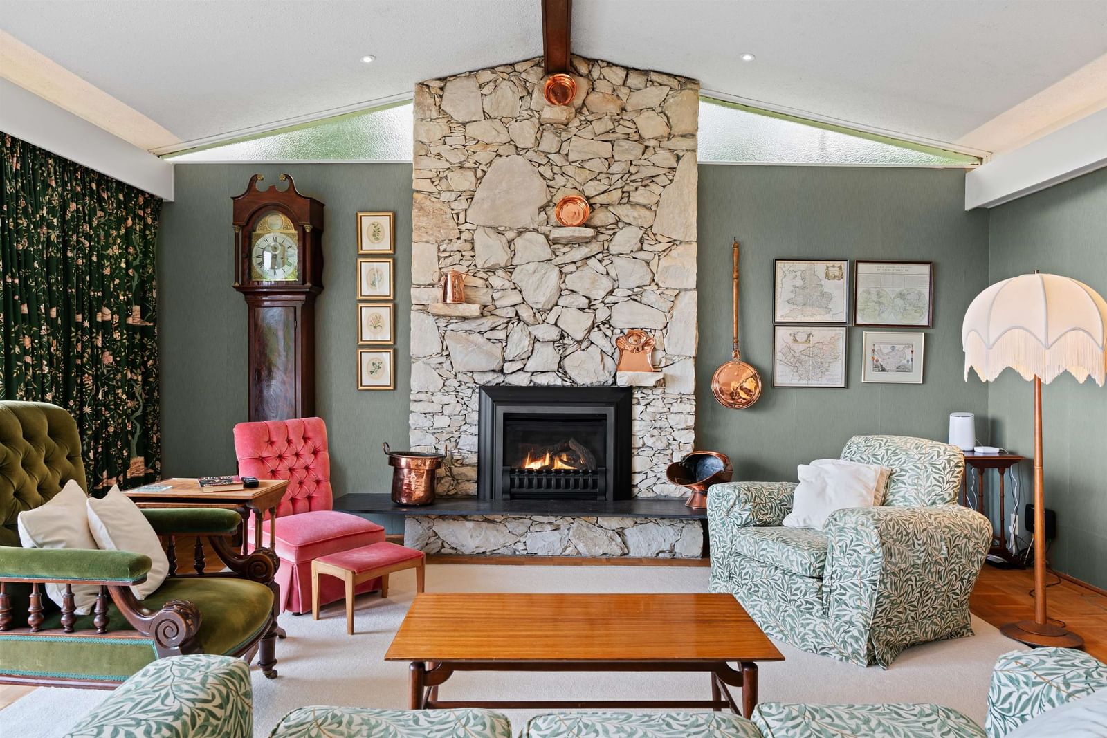 Listing Image 9
