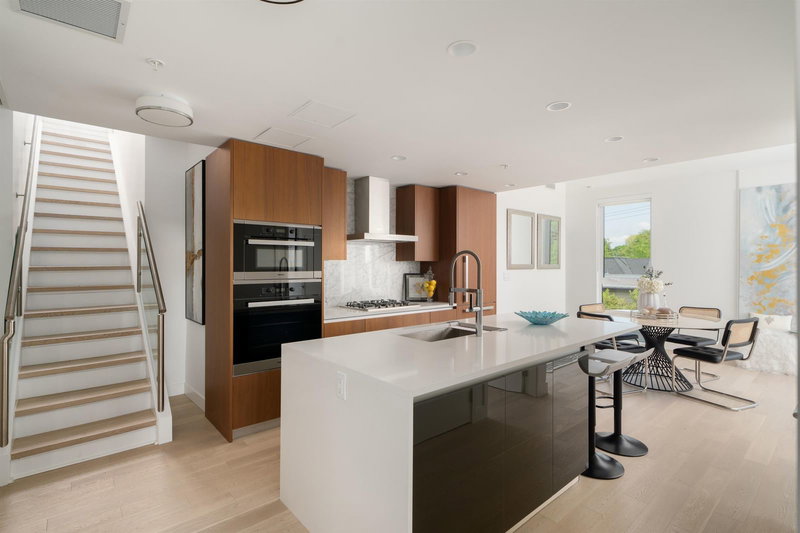 2888 Arbutus Street #404, Vancouver, British Columbia