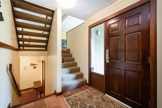 3123 St Moritz Crescent