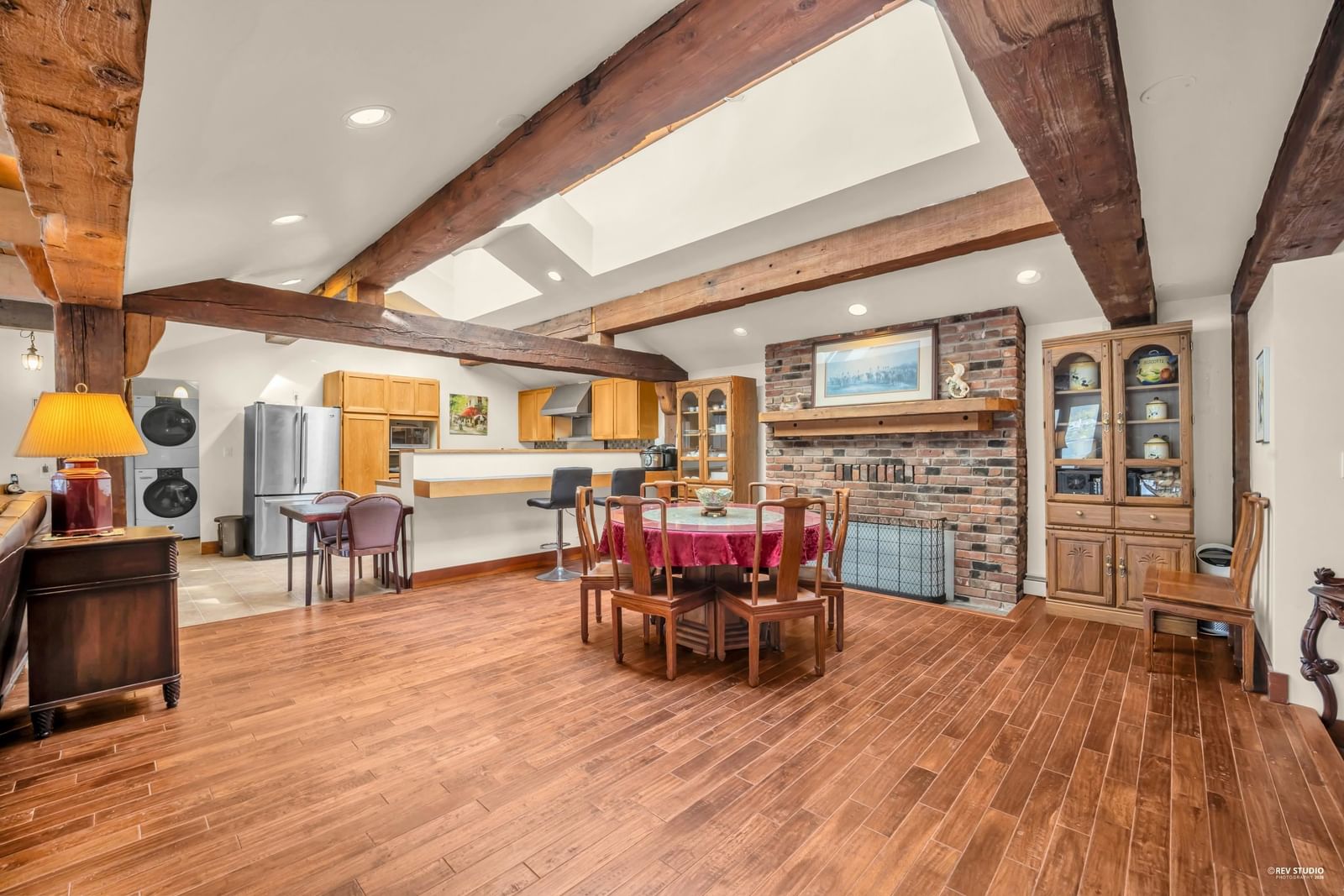 Listing Image 18