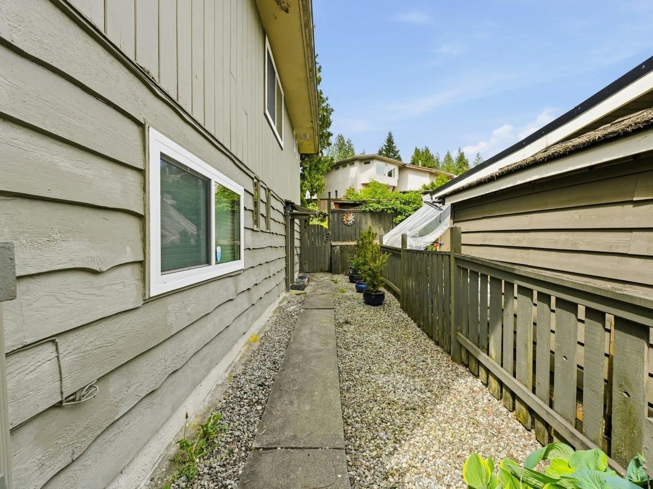Listing Image 36