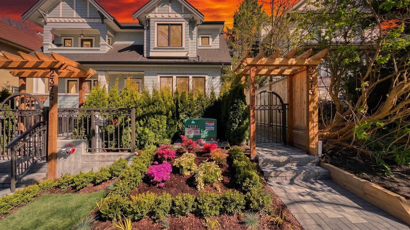 2373 7th Avenue W, Vancouver, British Columbia