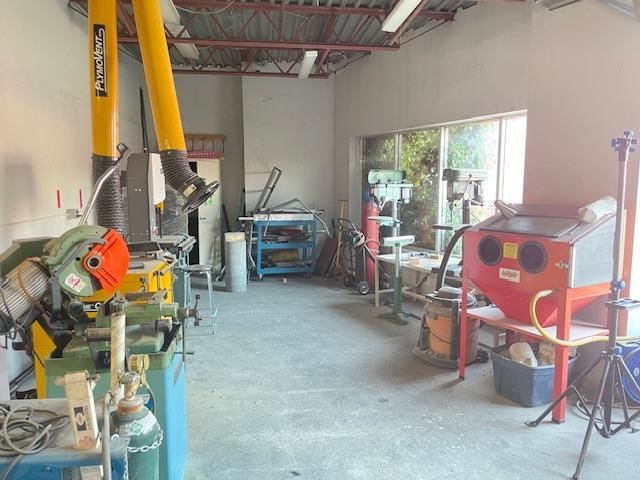 Listing Image 26