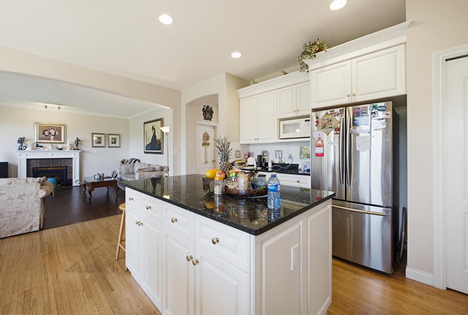 Listing Image 13