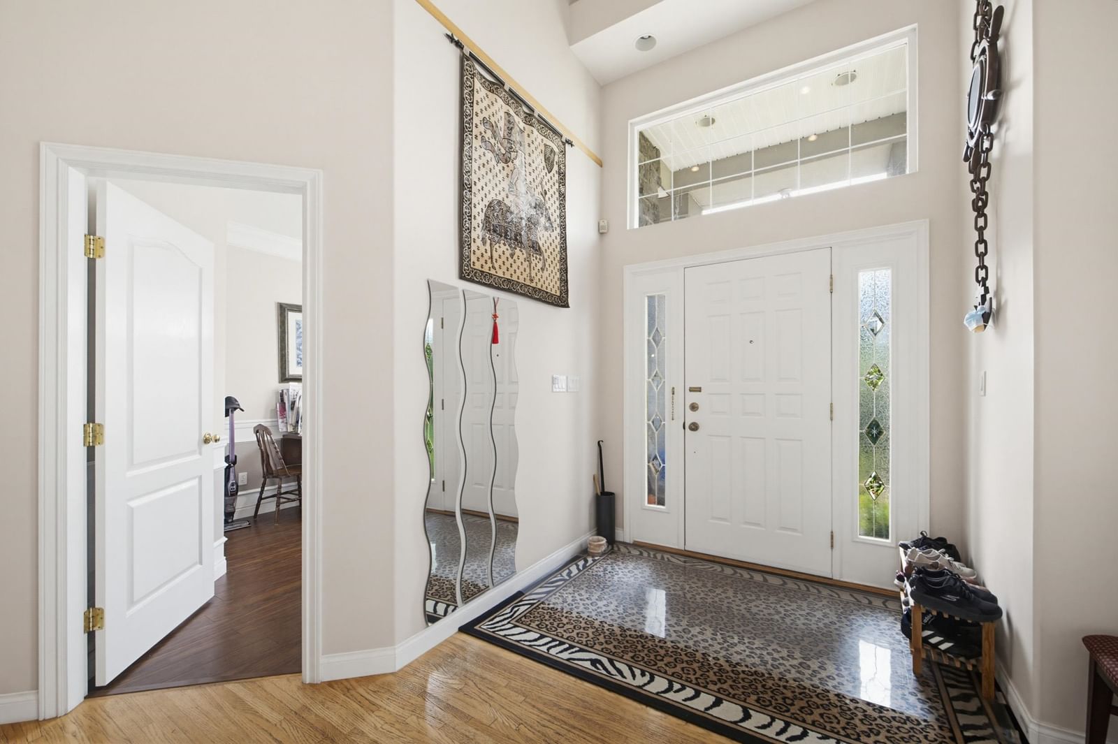 Listing Image 22