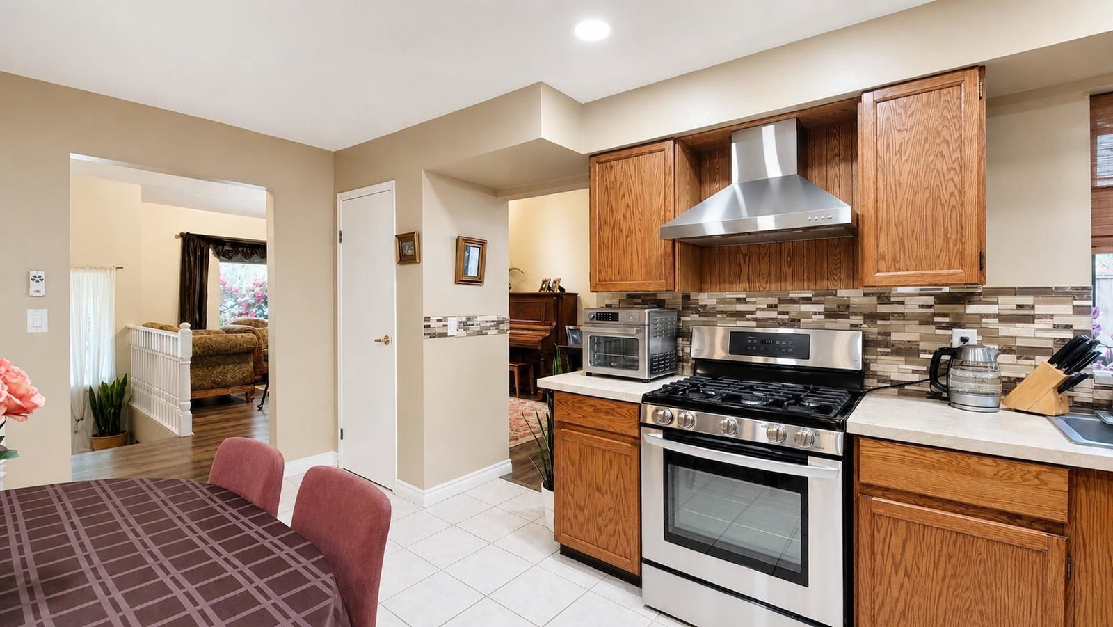 Listing Image 15