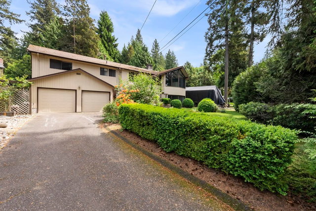 9156 Norum Crescent