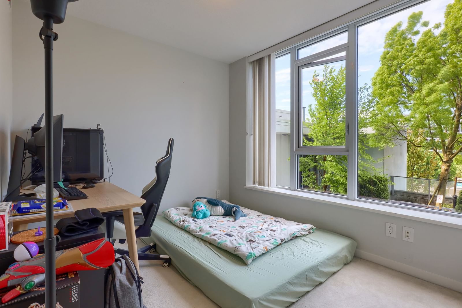 Listing Image 13