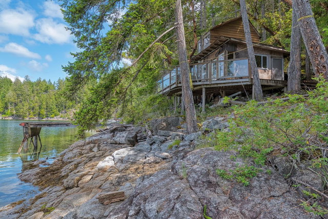 6761 Sandy Hook Trail