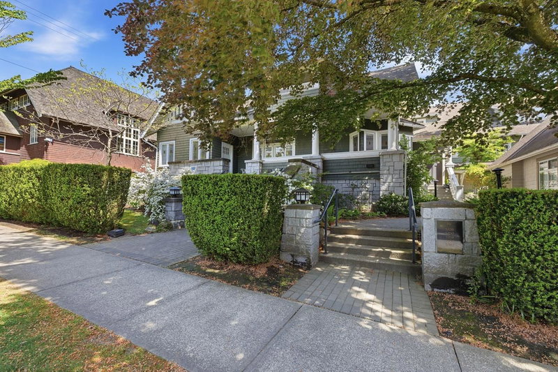 5338 Larch Street, Vancouver, British Columbia