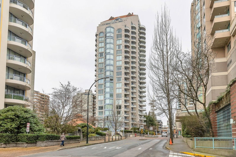1904 - 719 Princess Street