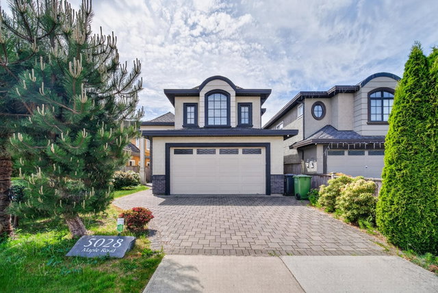 5028 Maple Road