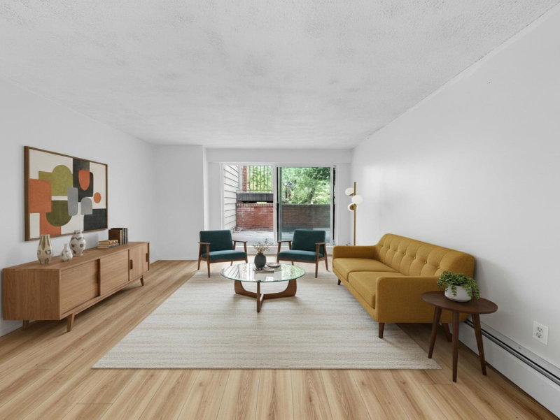111 - 588 5 Avenue E