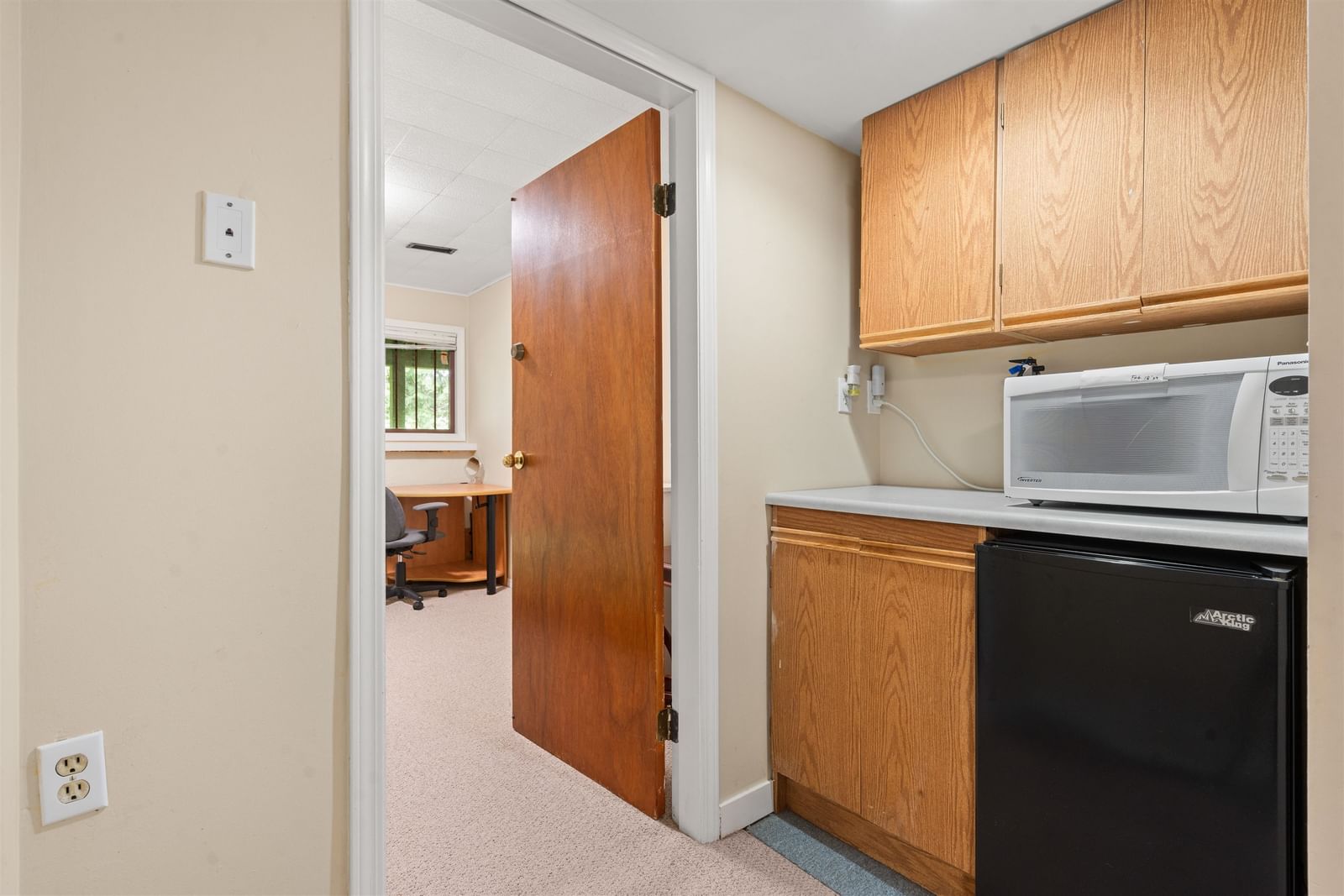 Listing Image 23
