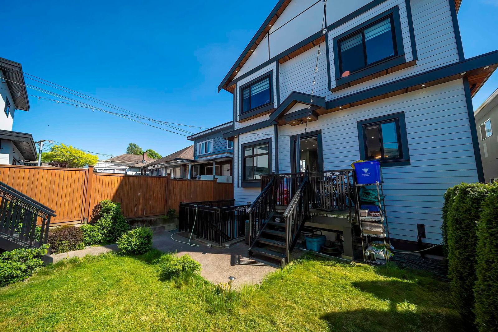 Listing Image 19