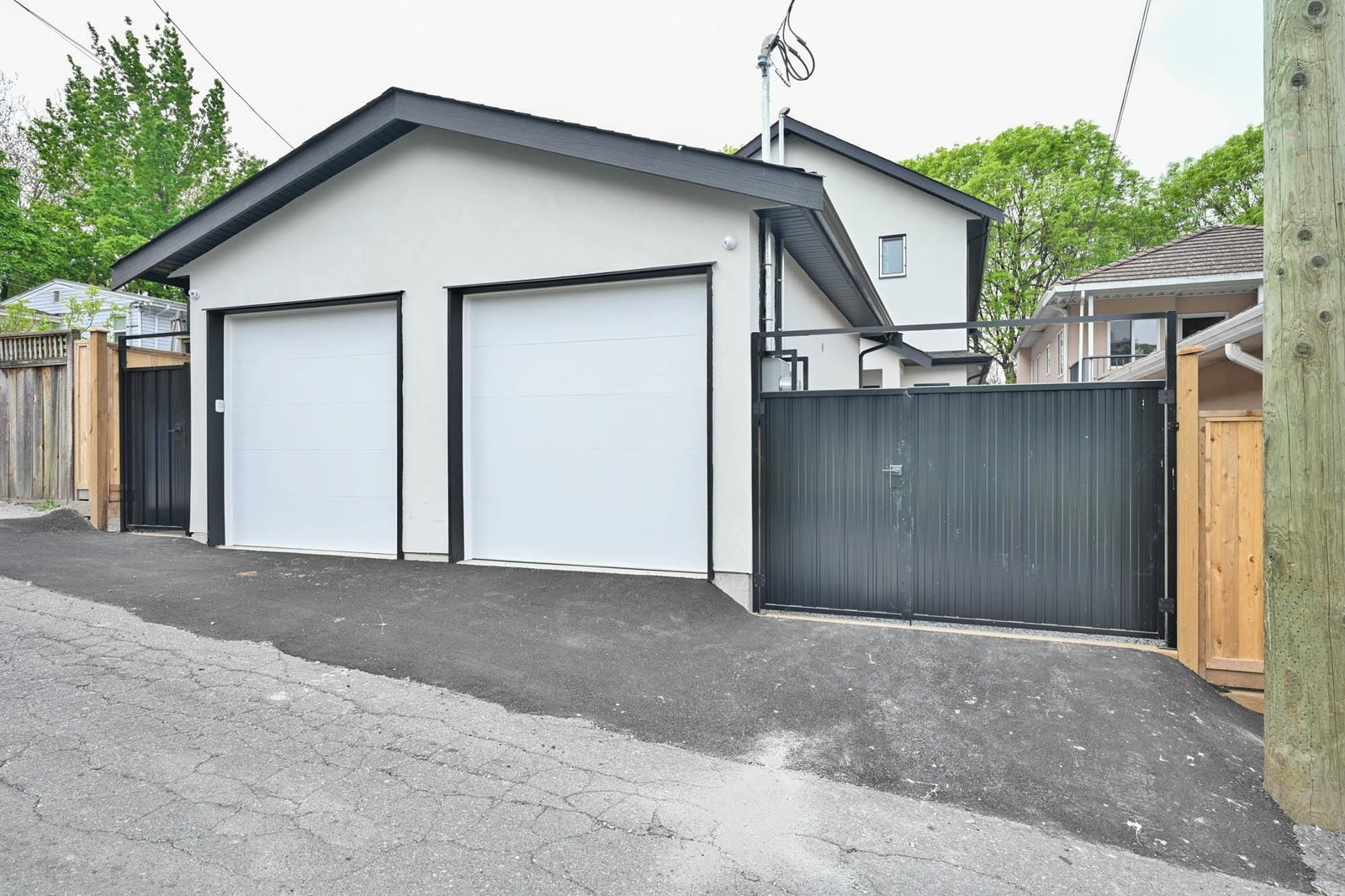 Listing Image 20
