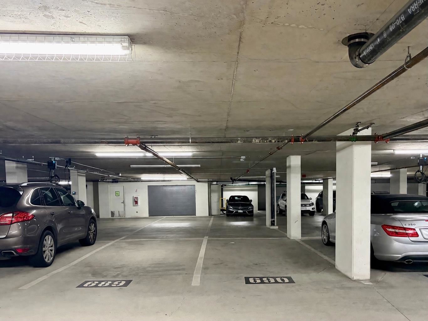 Listing Image 18