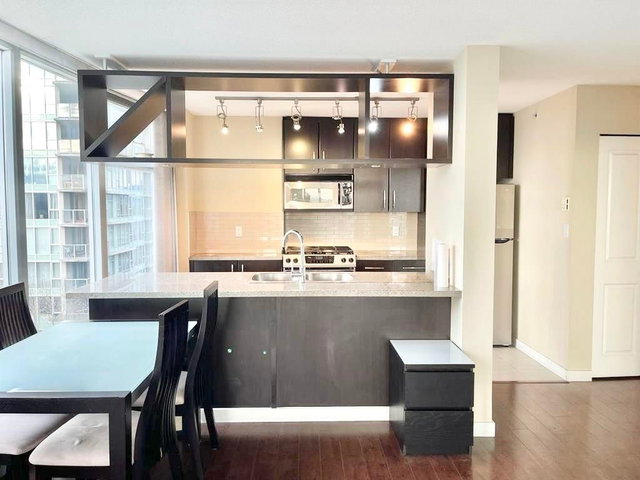 908 - 5068 Kwantlen Street