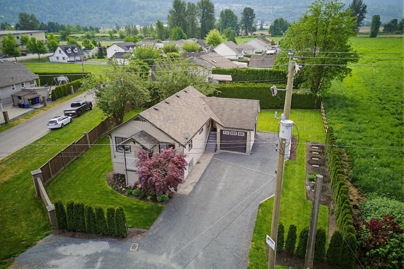 Listing Image 6