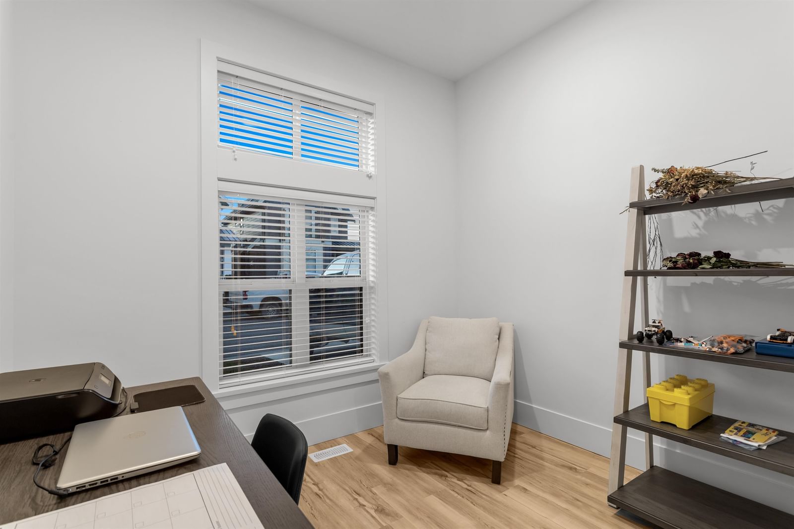 Listing Image 22