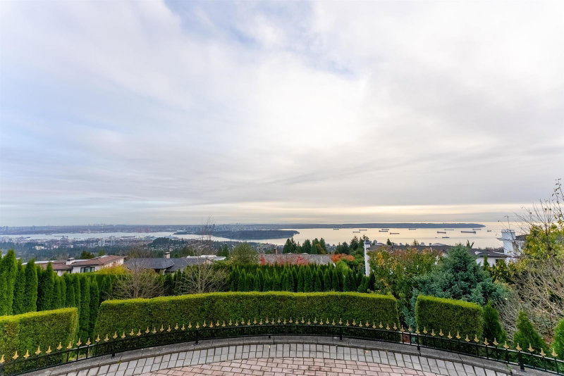1409 Chartwell Drive