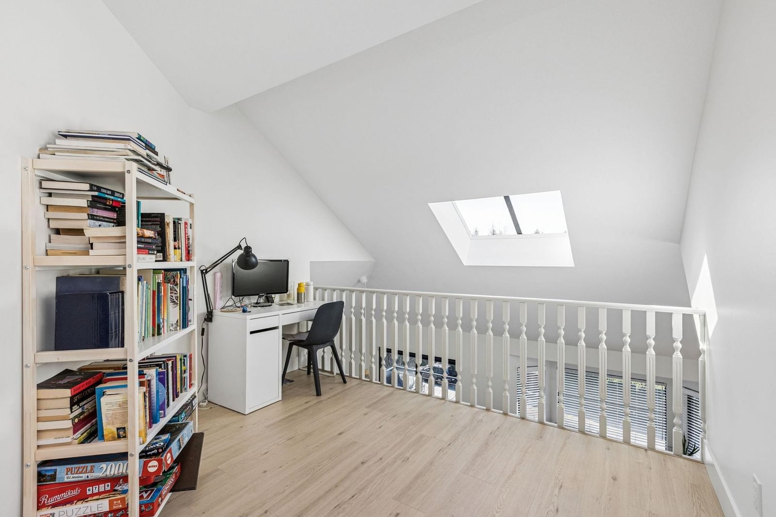 Listing Image 19