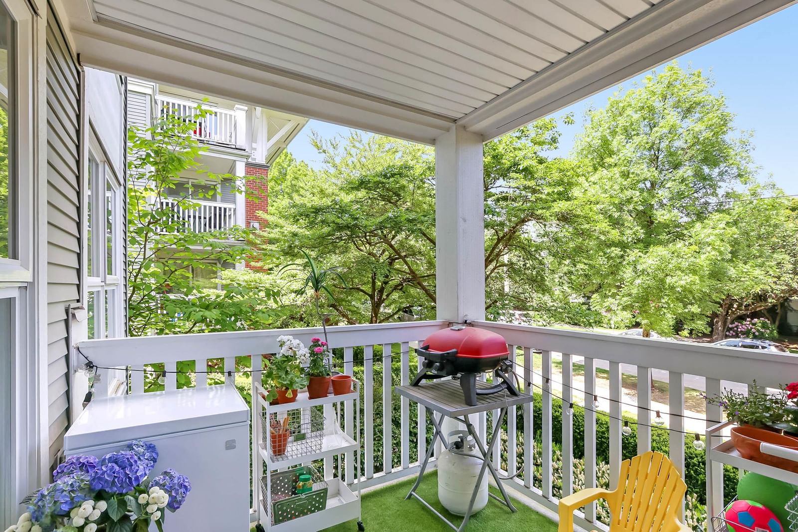 Listing Image 19