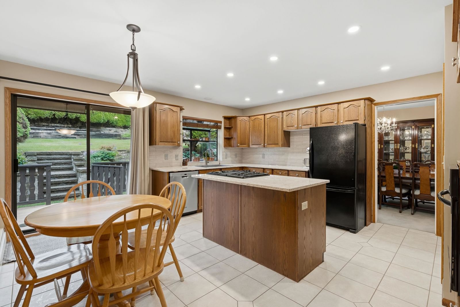 Listing Image 13