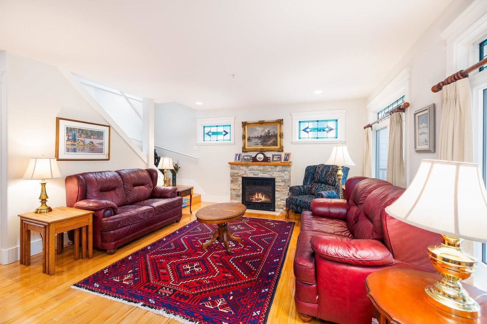 Listing Image 11
