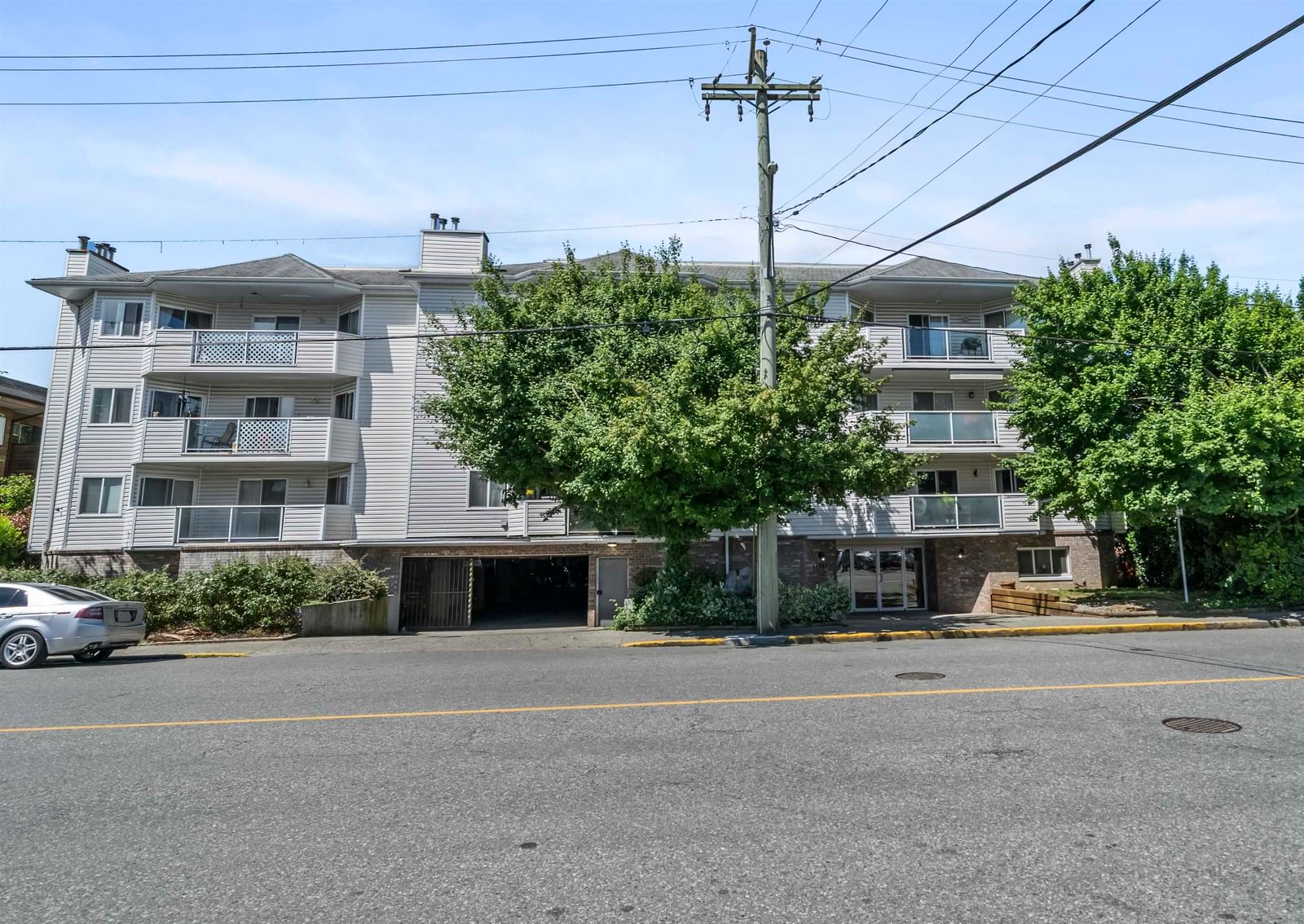 Listing Image 20