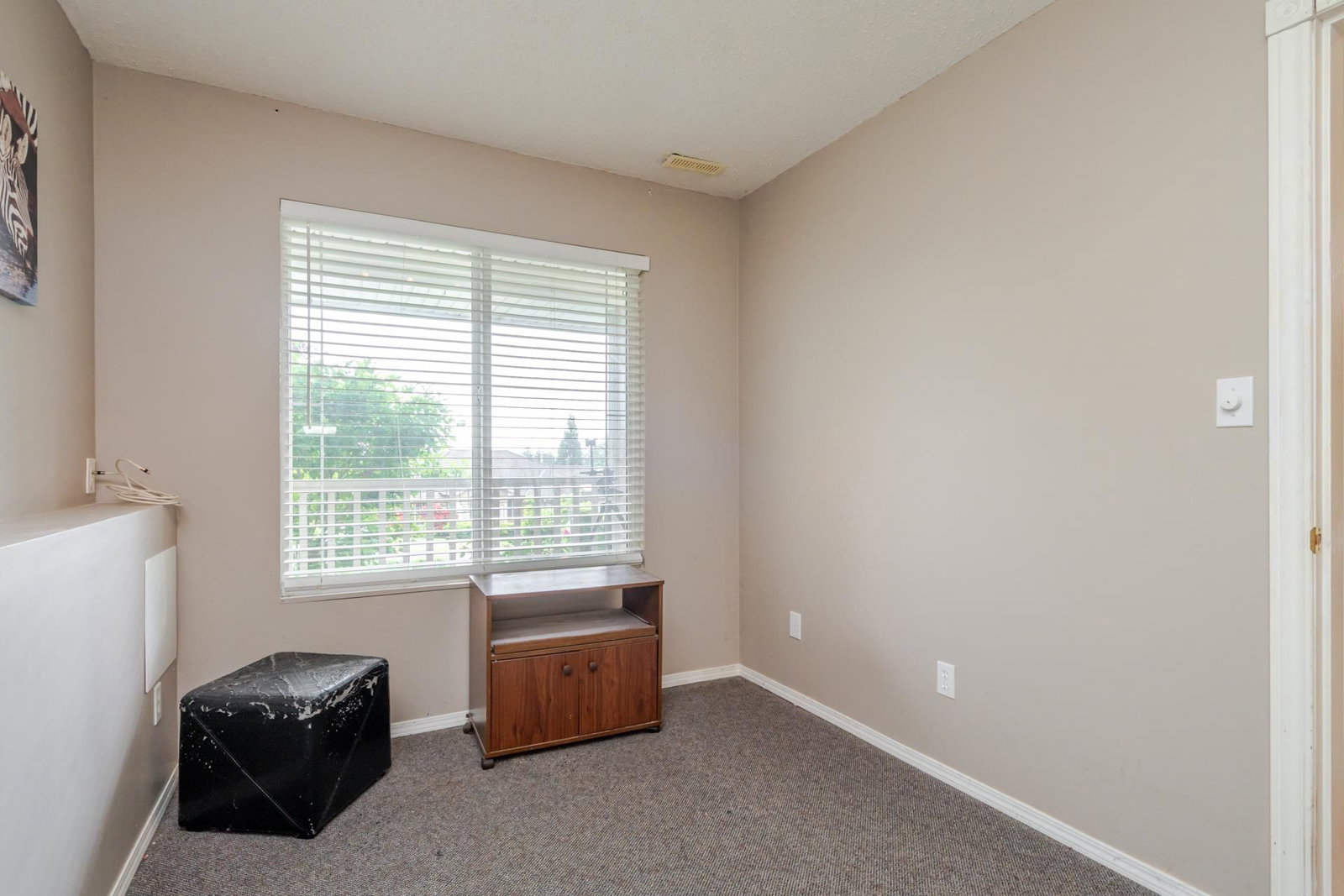 Listing Image 30