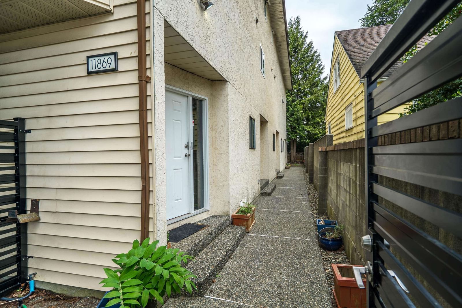 Listing Image 32